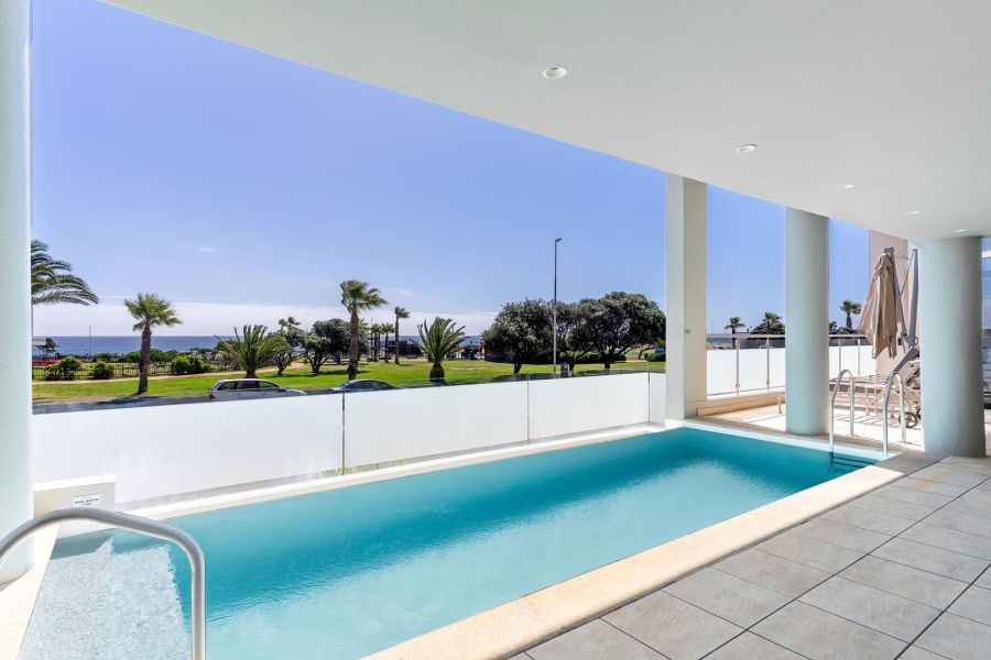 2 Bedroom Property for Sale in Mouille Point Western Cape